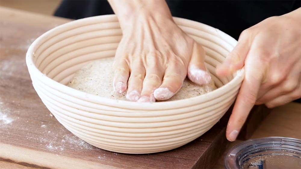 Zubereitung glutenfreies Brot