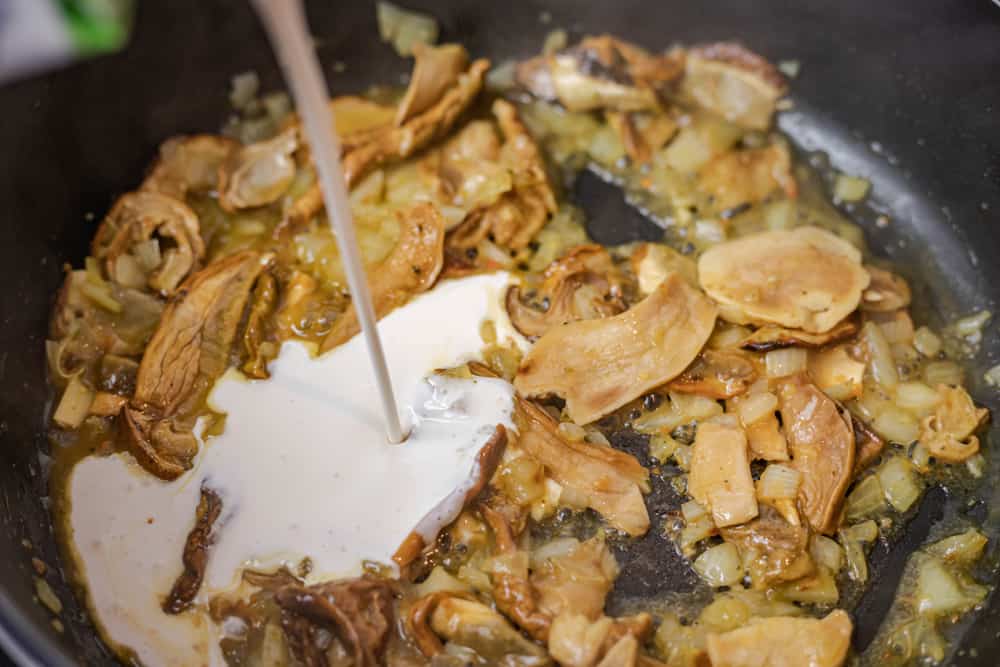 Steinpilze in Rahmsoße