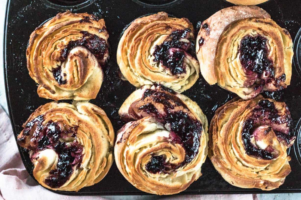 Cruffins mit Marmeladenfüllung