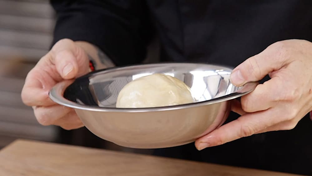 Zubereitung Garlic Naan