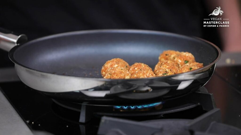 Tofubällchen fritieren