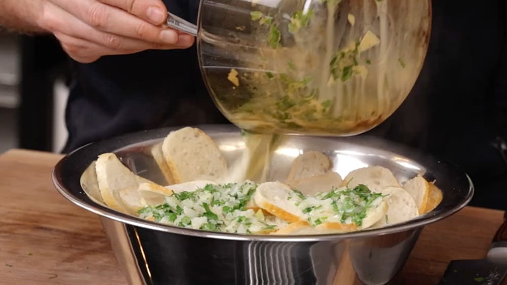 Zubereitung Semmelknödel mit Rahmpaprika