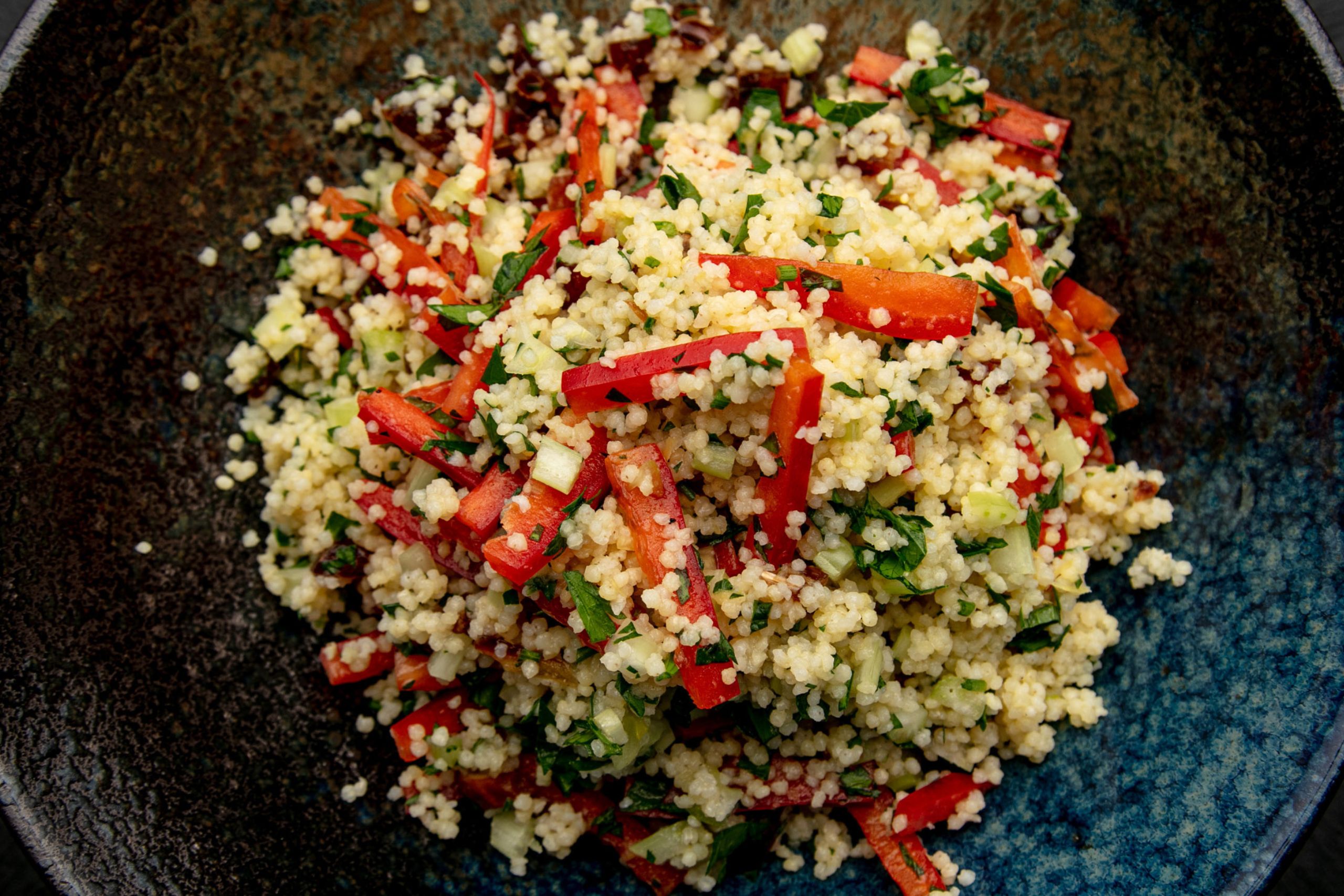 Nordafrikanischer Paprika-Hirse-Salat