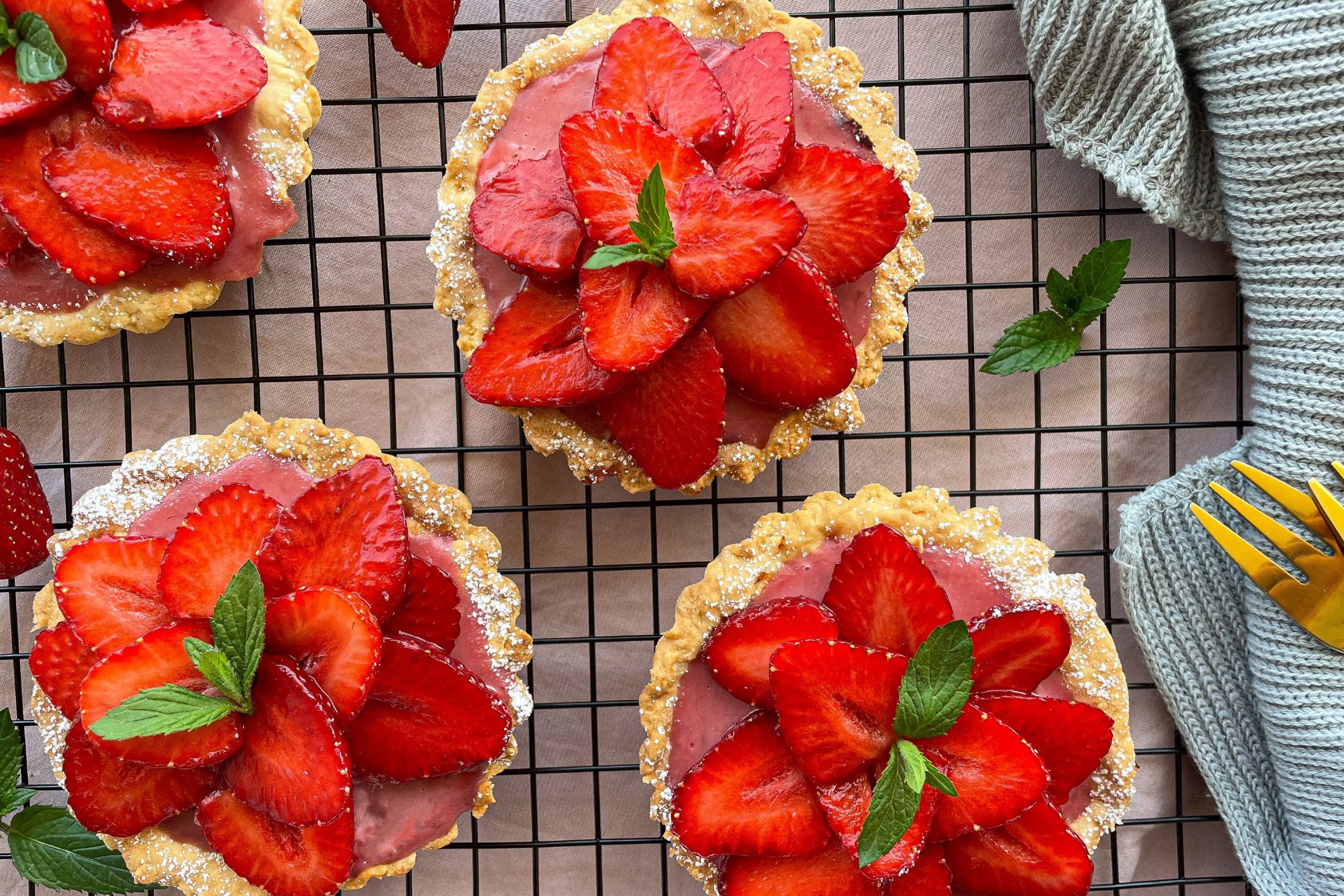 Vegane Erdbeer-Tartelettes