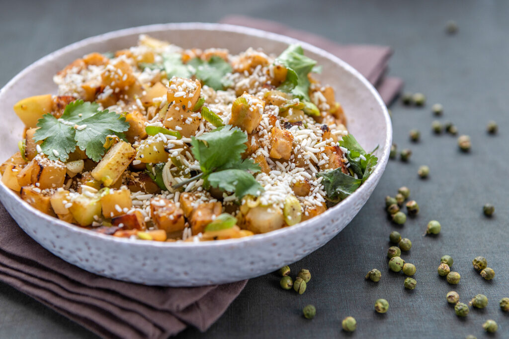 Kohlrabi mit Tempeh und grünem Pfeffer