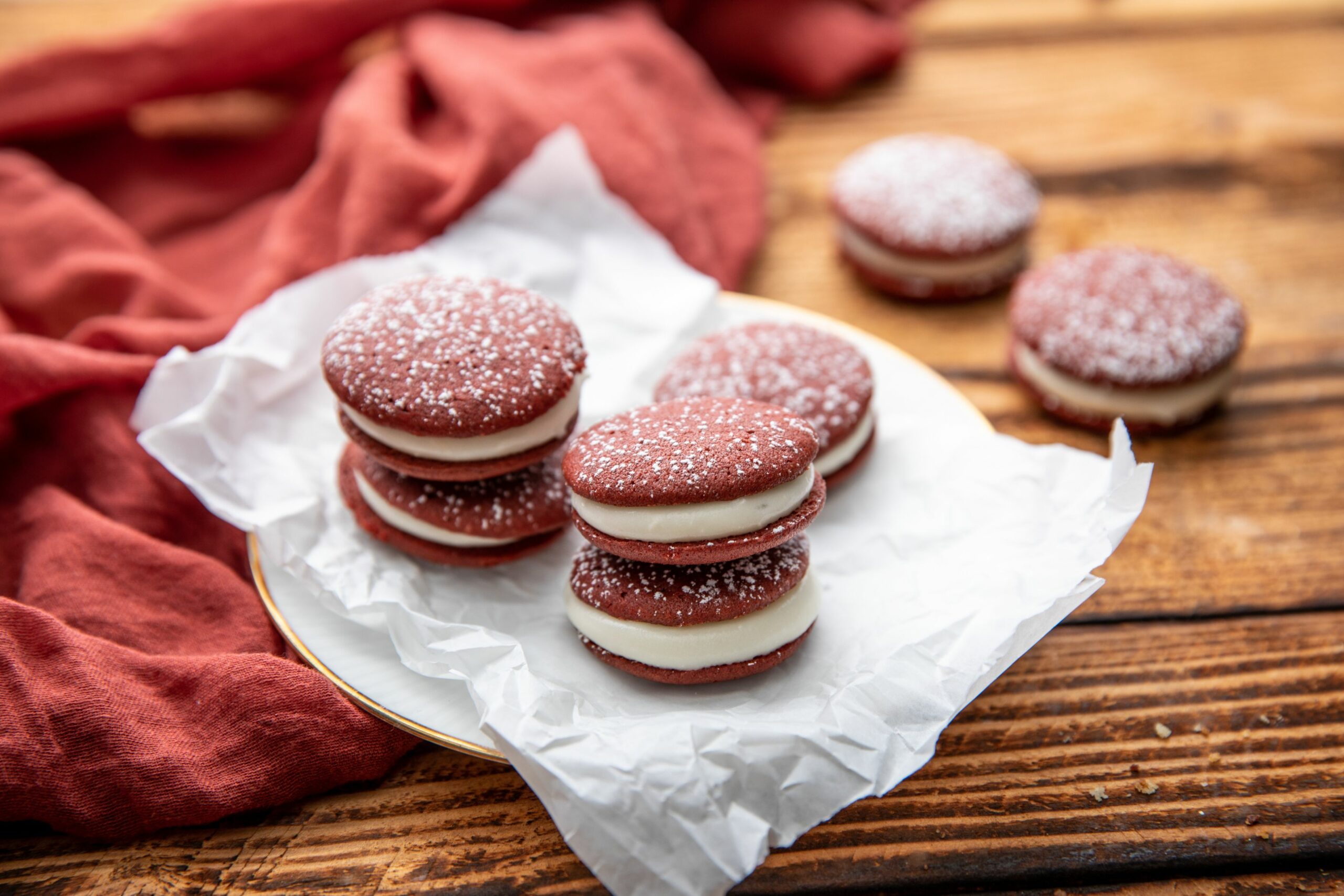 Red Velvet Whoopies