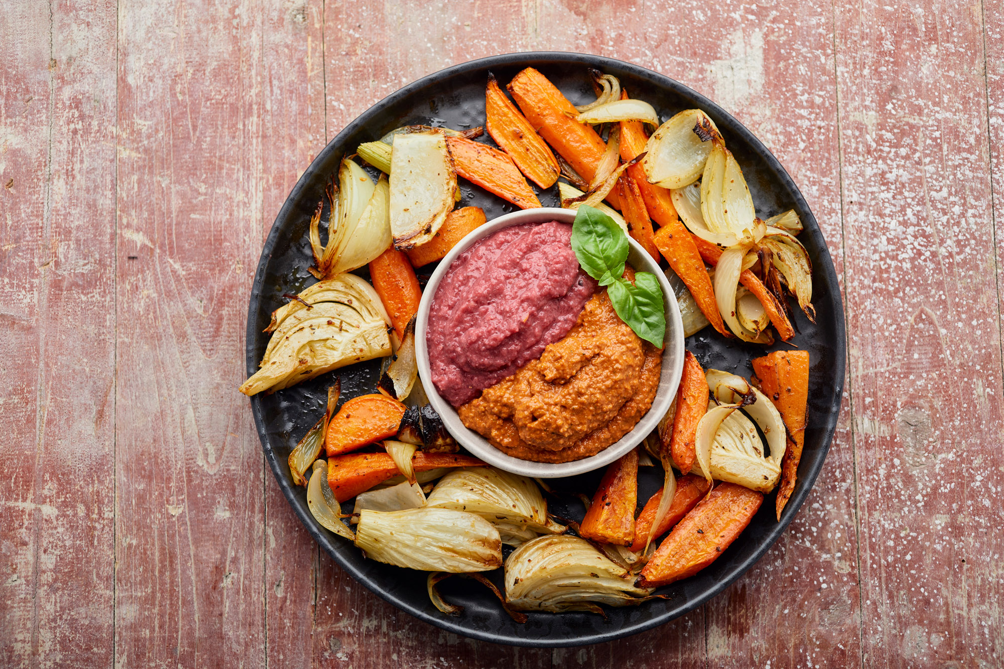 Ofengemüse mit veganen Dips