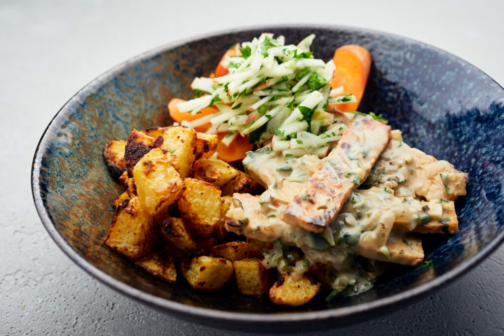 Vegane Winterbowl mit Tempeh